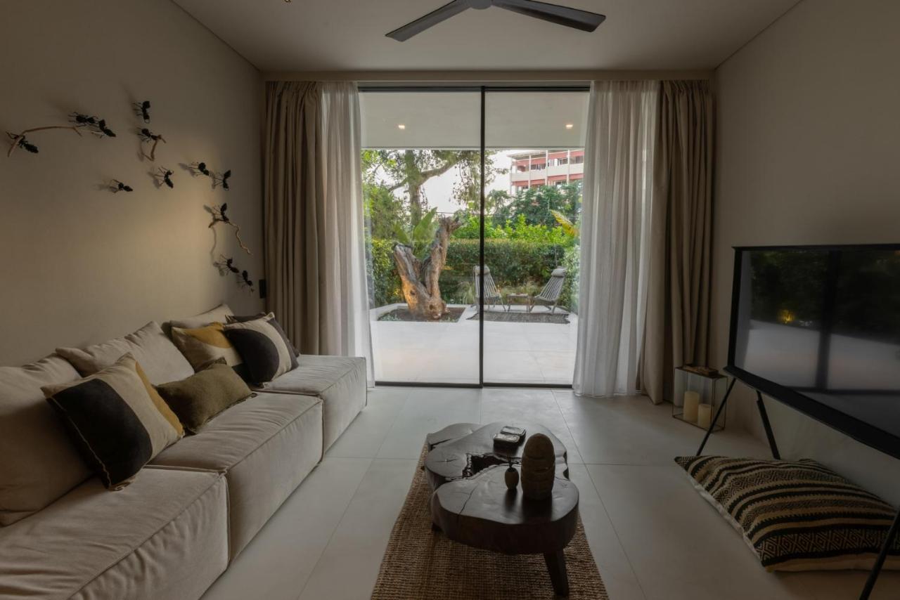 Vouliagmeni Apartments 18 アテネ エクステリア 写真